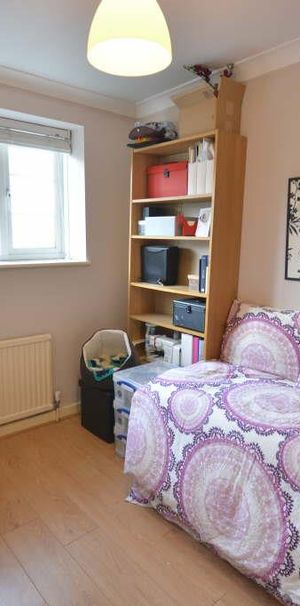 Eastway, Epsom, Surrey, KT19 8SF - Photo 1