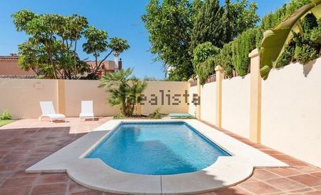 Alquiler de casa o chalet independiente en Avenida Costanera - Photo 3