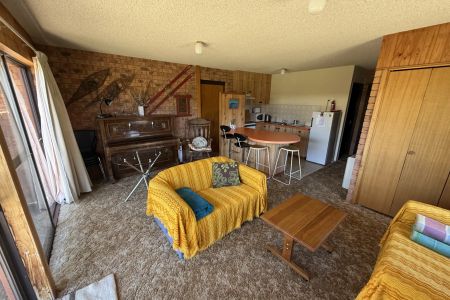 Charming 2-Bedroom Unit in Peaceful Kalkite - Photo 3