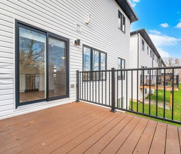 For Lease - 4263 FOURTH Avenue Unit# 321, Niagara Falls, Ontario - Photo 1
