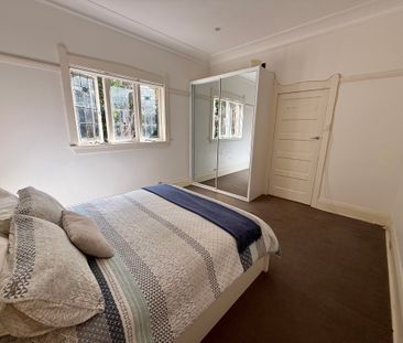 Bondi Beach - Photo 2