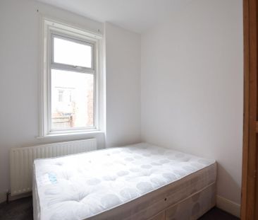 Chandos Street, Gateshead, NE8 - Photo 2