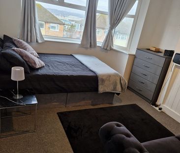 Room in a Shared Flat, Gainsford Road, SO19 - Photo 5