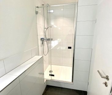 Moderne 2.5-ZW im DG / 4. OG à 51 m² - Photo 3