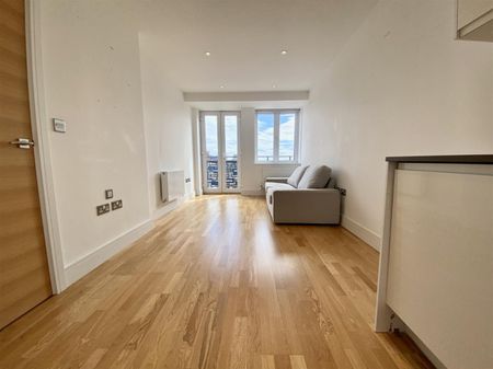 1 Bedroom Flat To Let - Photo 5