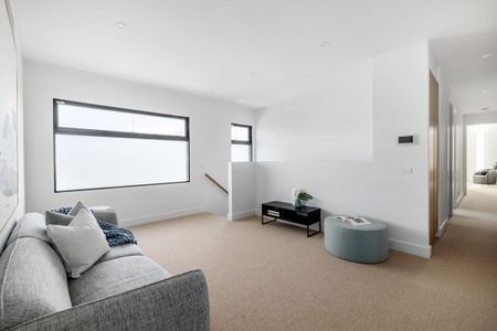 18A Edinburgh Street, BENTLEIGH EAST, VIC - Photo 5