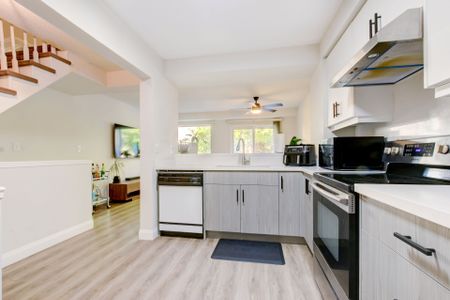 For Lease - 55 Barondale Drive Unit# 58, Mississauga, Ontario - Photo 3