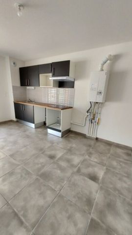 Location Appartement 3 pièces 59m² FONSORBES 31470 - Photo 3