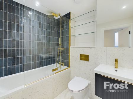 Station Road, Gerrards Cross, Buckinghamshire,SL9 - Photo 4