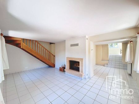 Location appartement 5 pièces 144 m² à Jonzier-Épagny (74520) - Photo 2