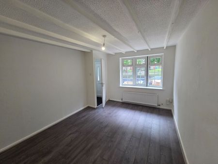 2 Bed Terraced House, Marlborough Road, M7 - Photo 5