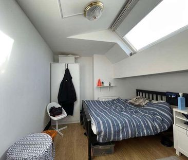 Station Road East, Oxted, RH8 - Photo 1