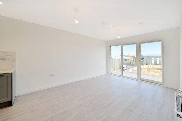 One-Bedroom Apartment - Photo 1