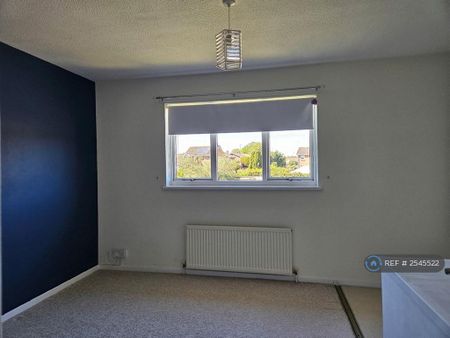 2 bedroom semi-detached house to rent - Photo 2