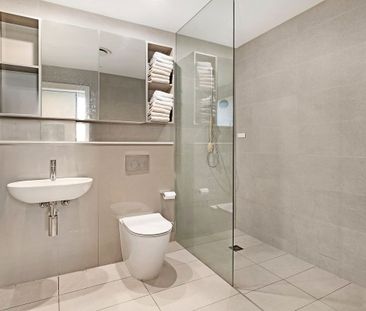 Convenient lifestyle living 3 bed/ 2 bath/ 2Car space For Lease (Un... - Photo 6