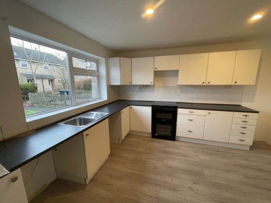 Worle, Weston-super-Mare, North Somerset - Photo 1