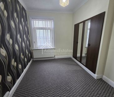 Price £850 pcm - Available Now - Unfurnished - Photo 3