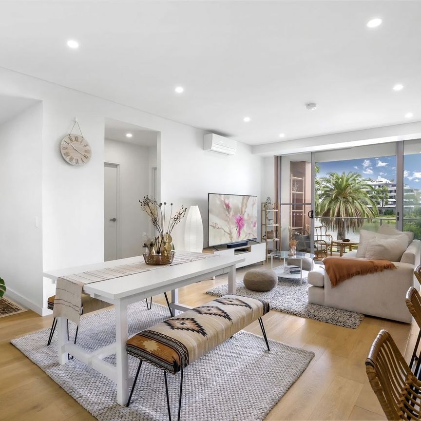 201/98 Lakeside Parade, Jordan Springs - Photo 1