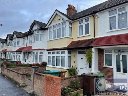 3 bedroom terraced house to rent - Photo 4