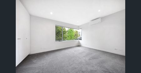 2-Storey Renovated Townhouse - Photo 5