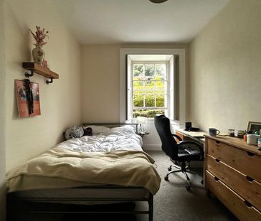 3 Bed Flat, Pembroke Road, BS8 - Photo 4