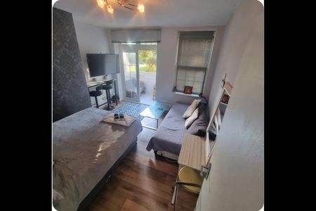 Room in a Shared Flat, Octavia House, W10 - Photo 3