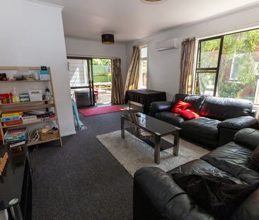 Spacious Six-Bedroom Home at 141 North Road, Dunedin – Seeking four... - Photo 6