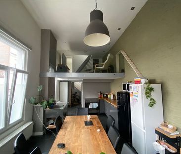 Huis te huur in Antwerpen voor € 1.600 met 3 slaapkamers - Foto 2
