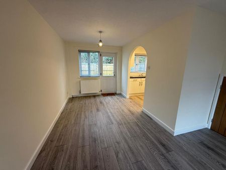 3 bedroom terraced house to rent - Photo 2