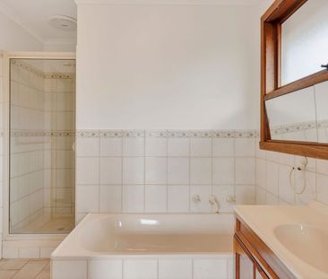 Comfortable Living in a Quiet Court Location - Photo 6