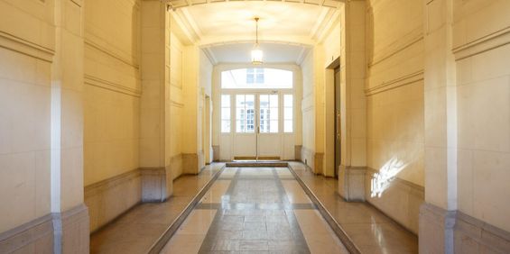 location Appartement T1 DE 32.4m² À PARIS - Photo 3