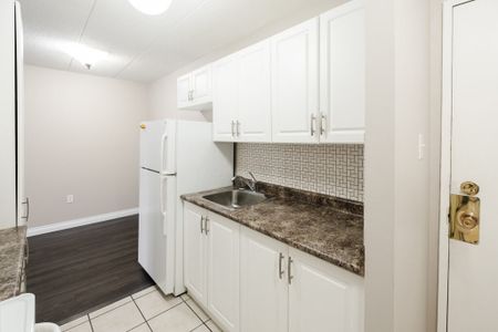 🏡 1 Bedroom - Photo 3