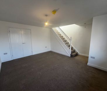 Dale Bank Crescent, New Whittington, Chesterfield, S43 - Photo 4