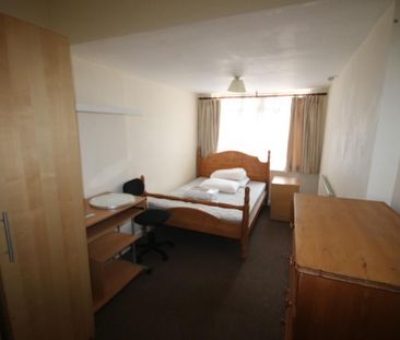 5 bedroom terraced house to rent - Photo 2