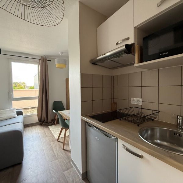 Location Appartement 1 pièce 16m² FRANQUEVILLE ST PIERRE 76520 - Photo 1