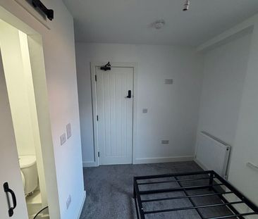 Cadogan Street, Middlesbrough - Photo 4