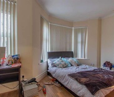 Cathays Terrace, Cathays, CF24 - Photo 1