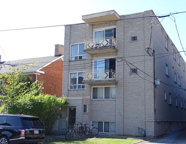 332 University Avenue Unit 1 - Photo 1