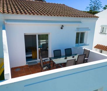 3 bedroom luxury penthouse for rent in Marbella Del Este, Andalusia - Photo 1
