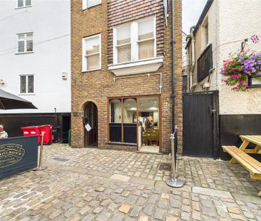 Studio to rent - Photo 1