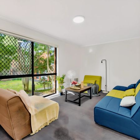 5 Bedrooms Apartment West - Photo 2