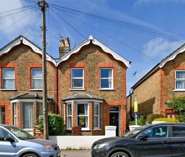 A spacious and beautifully refurbished semi-detached two bedroom ho... - Photo 4