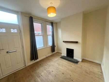 2 bedroom terraced house to rent - Photo 5