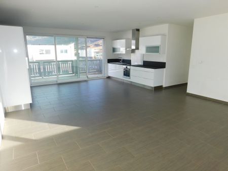 MAGNFIQUE ATTIQUE TRAVERSANT DE 3.5PCES + DRESSING - Photo 2