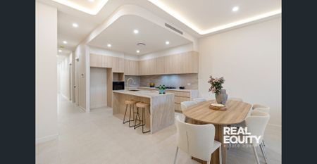 Refined Elegance With Modern Living - Photo 5
