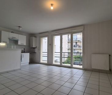 Appartement 2 pièces 49m2 REIMS 708 euros - Photo 3