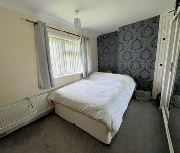 2 bedroom semi-detached house to rent - Photo 4