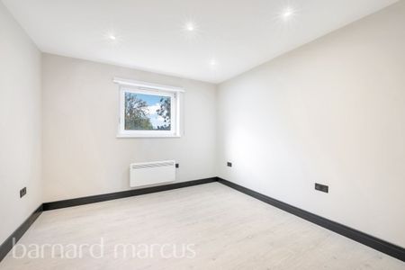 Clarendon Road - Photo 3