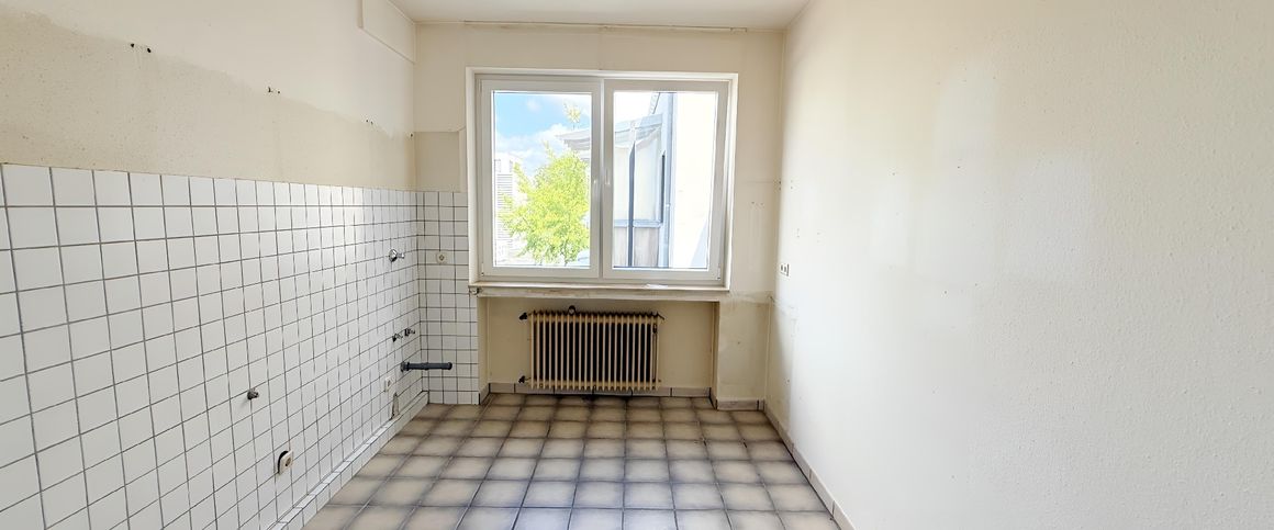 SANIERTE 2-ZIMMERWOHNUNG IN DER STADTMITTE ZU MIETEN! - Photo 1