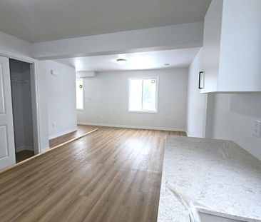 For Lease - 341 Spruce Street Unit# A, London East, Ontario - Photo 6